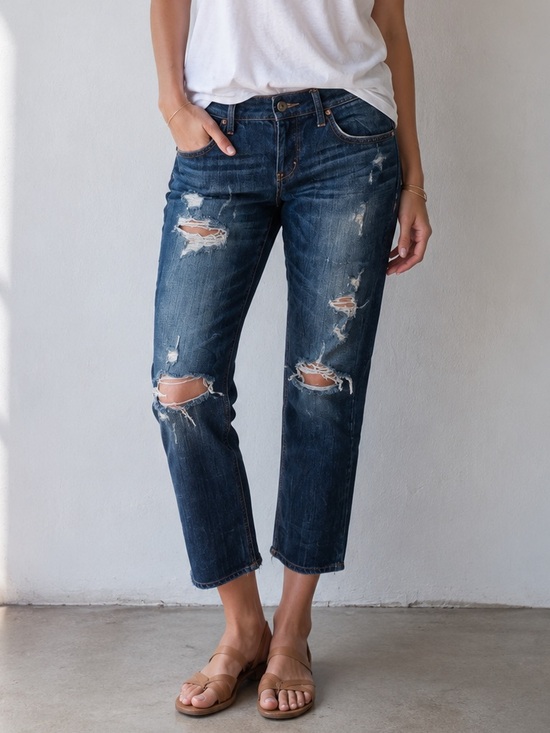 Abercrombie & Fitch Denim - Abercrombie and Fitch Ripped Crop Jeans Size 2 / 26
